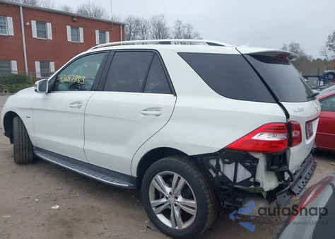 2012 Mercedes-Benz Ml 350 Bluetec 4Matic z USA, uszkodzony, nr VIN 4JGDA2EB7CA052711